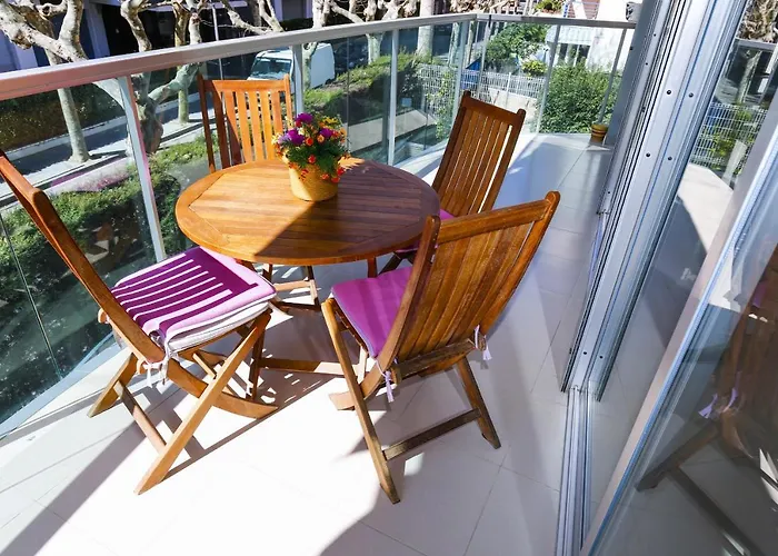 Апартаменты Luna Planet Costa Dorada Салоу